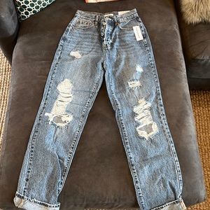 Super cute, brand new, never worn!!